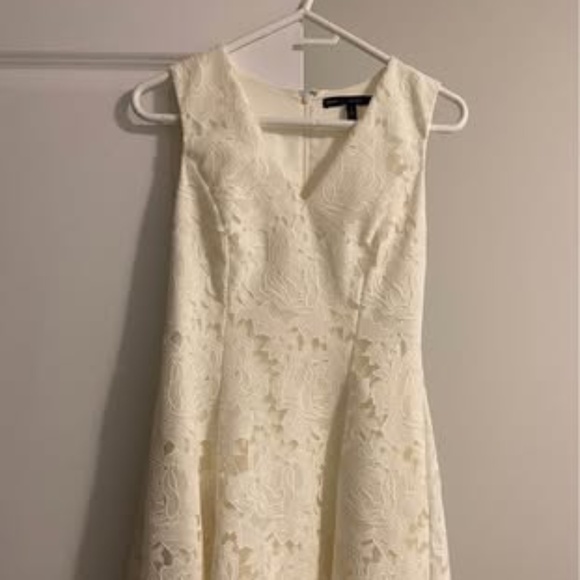 White House Black Market Dress -Size 4 - Picture 1 of 3